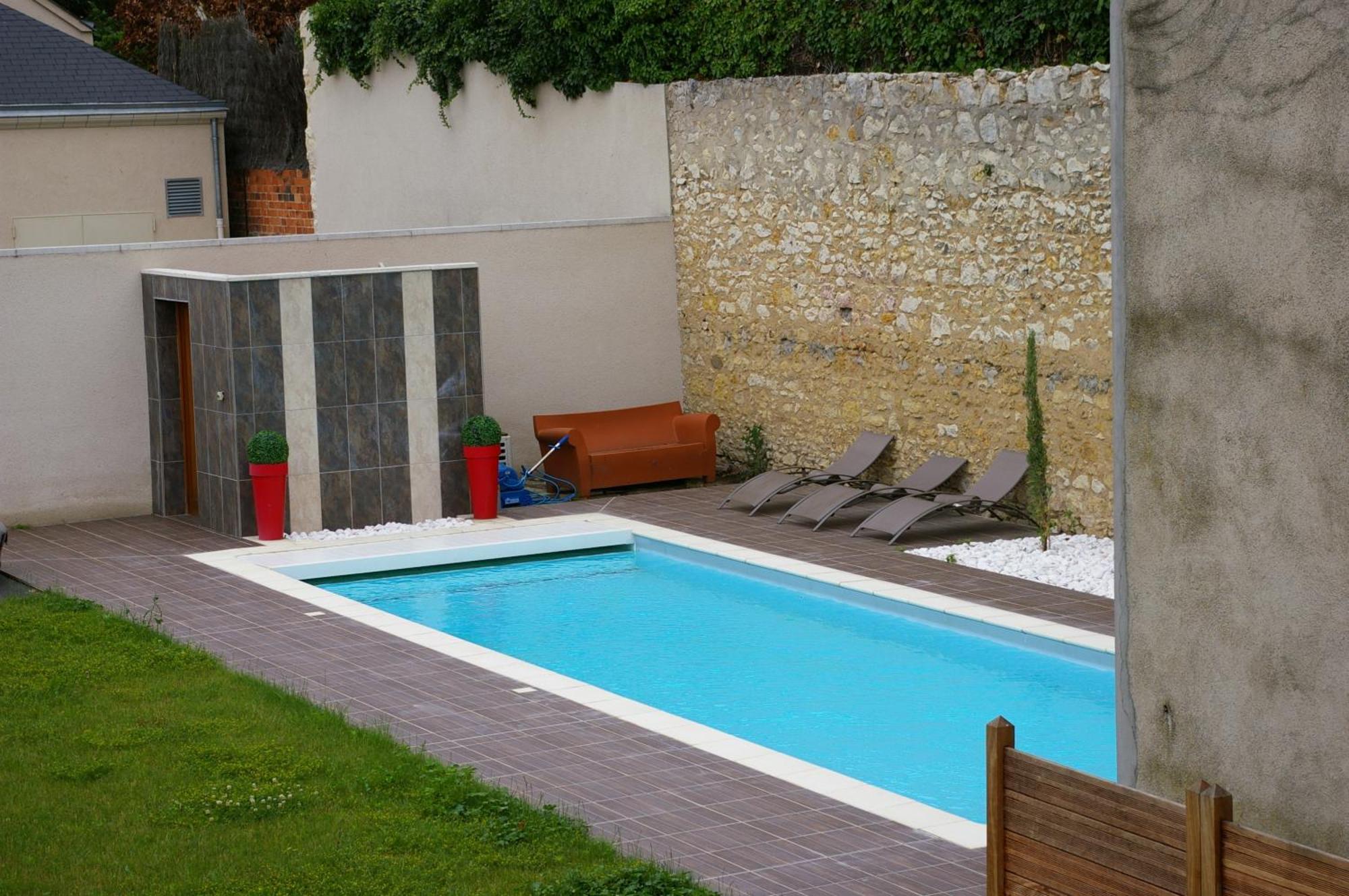 Logis Hotel Le Cheval Noir Argenton Sur Creuse Eksteriør billede